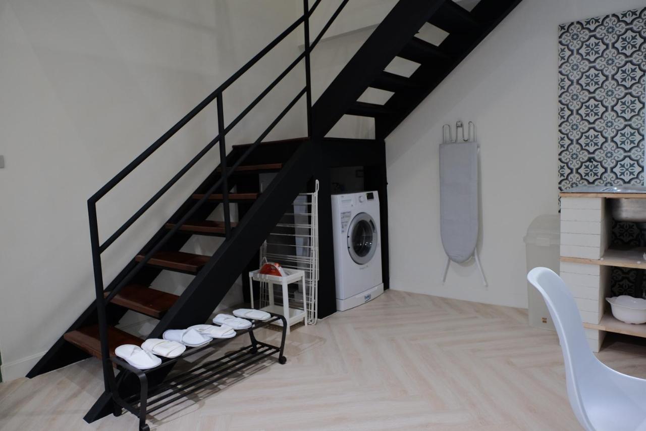 Baan Khun Pra Duplex Rm3 Bangkok Apartamento Exterior foto